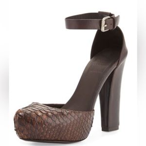 Brunello Cucinelli Python chunky heel platform pumps 38.5/8